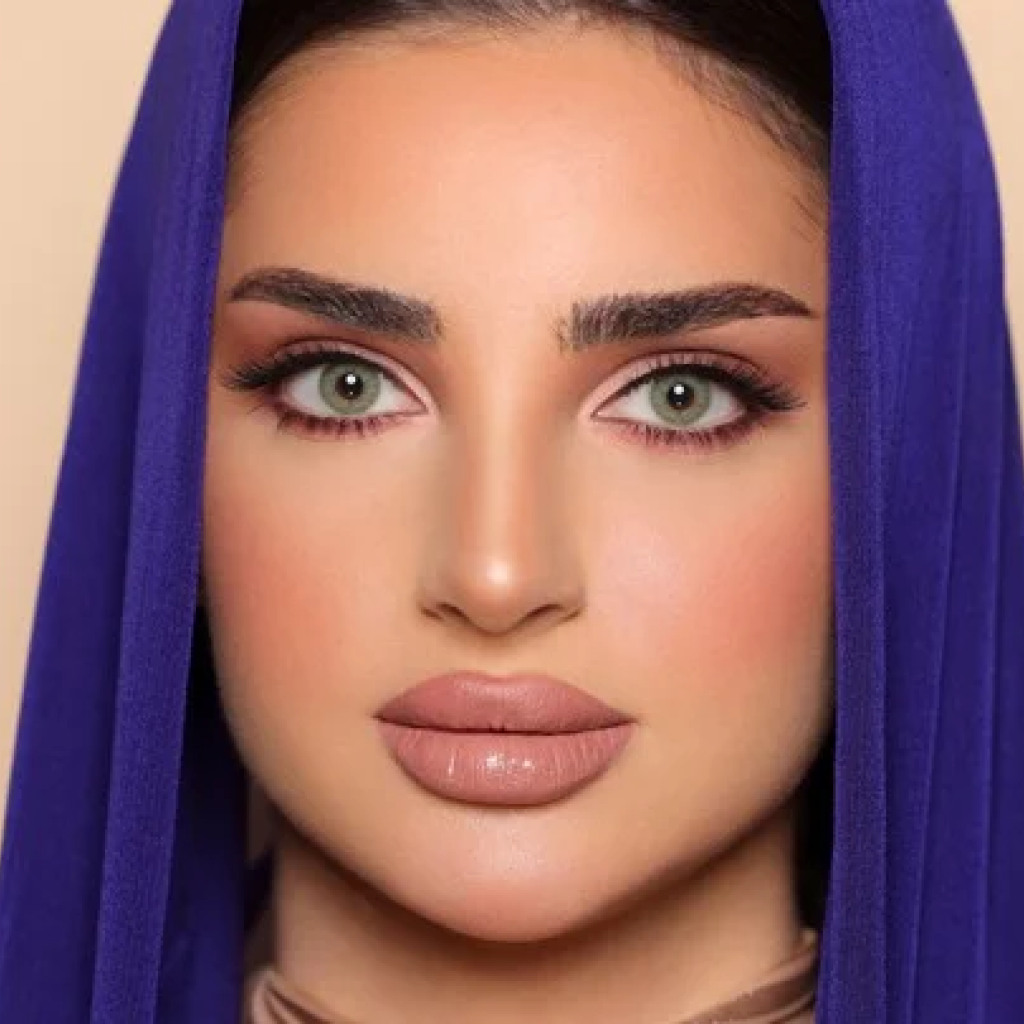 عدسات شهري لومينوس جرين وردي — لومينوس