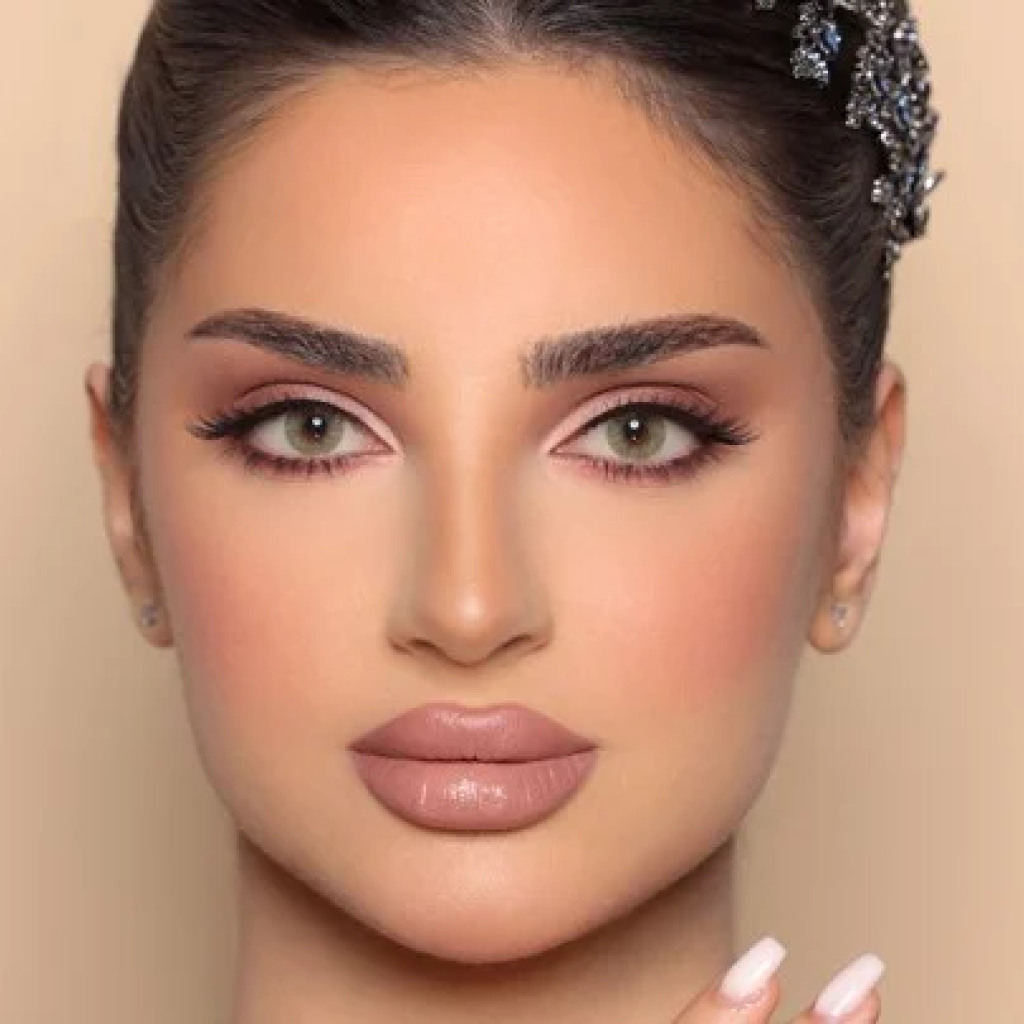 عدسات شهري لومينوس لايم — لومينوس