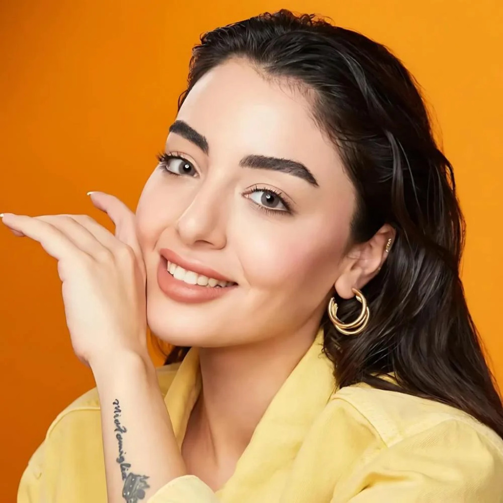 عدسات يوميه ايكو اش اش — ايكو