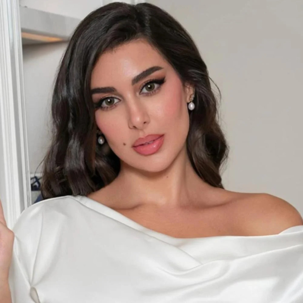 عدسات يوميه ايكو بيترولوم — ايكو